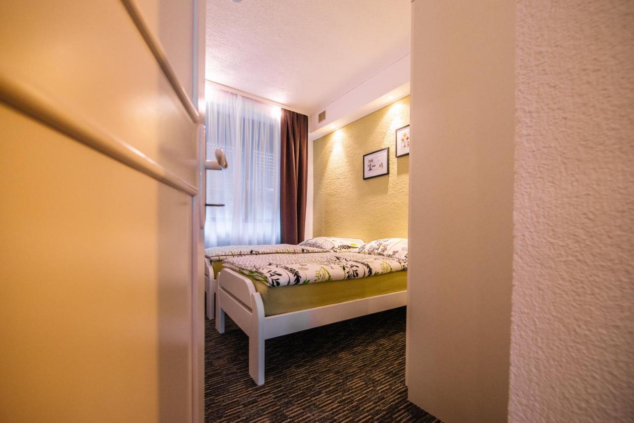 Apartman Luka ลิฟโน ภายนอก รูปภาพ